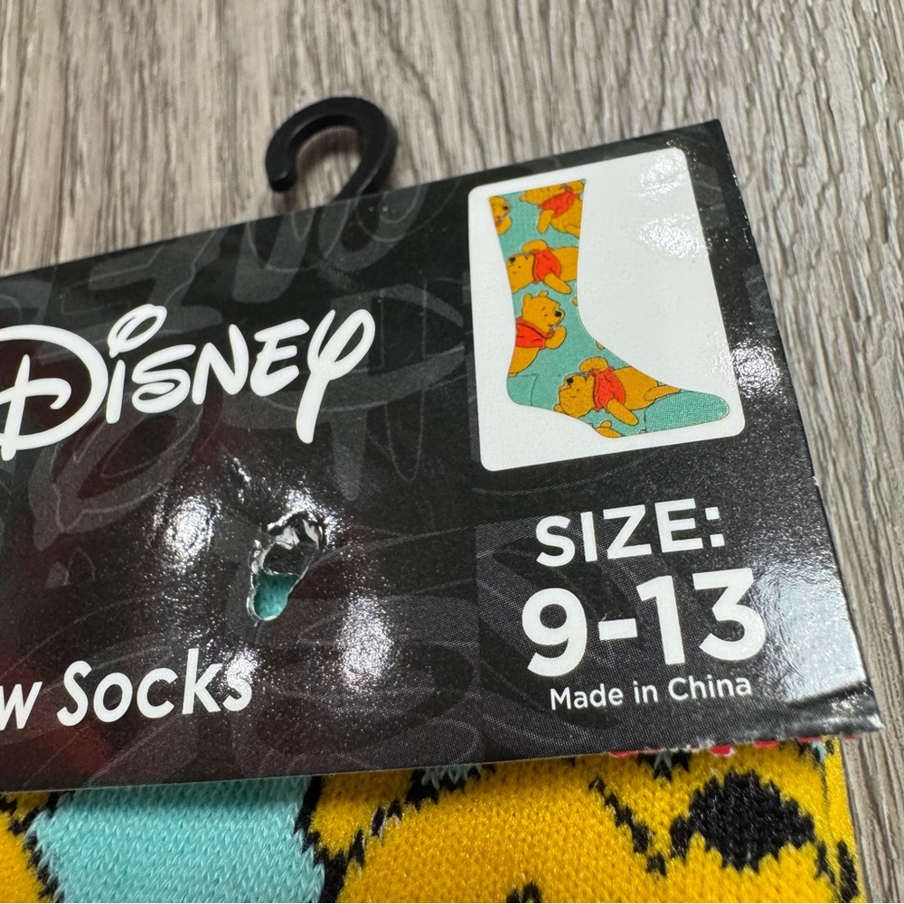 Disney Winnie the Pooh Crew Socks size 9-13